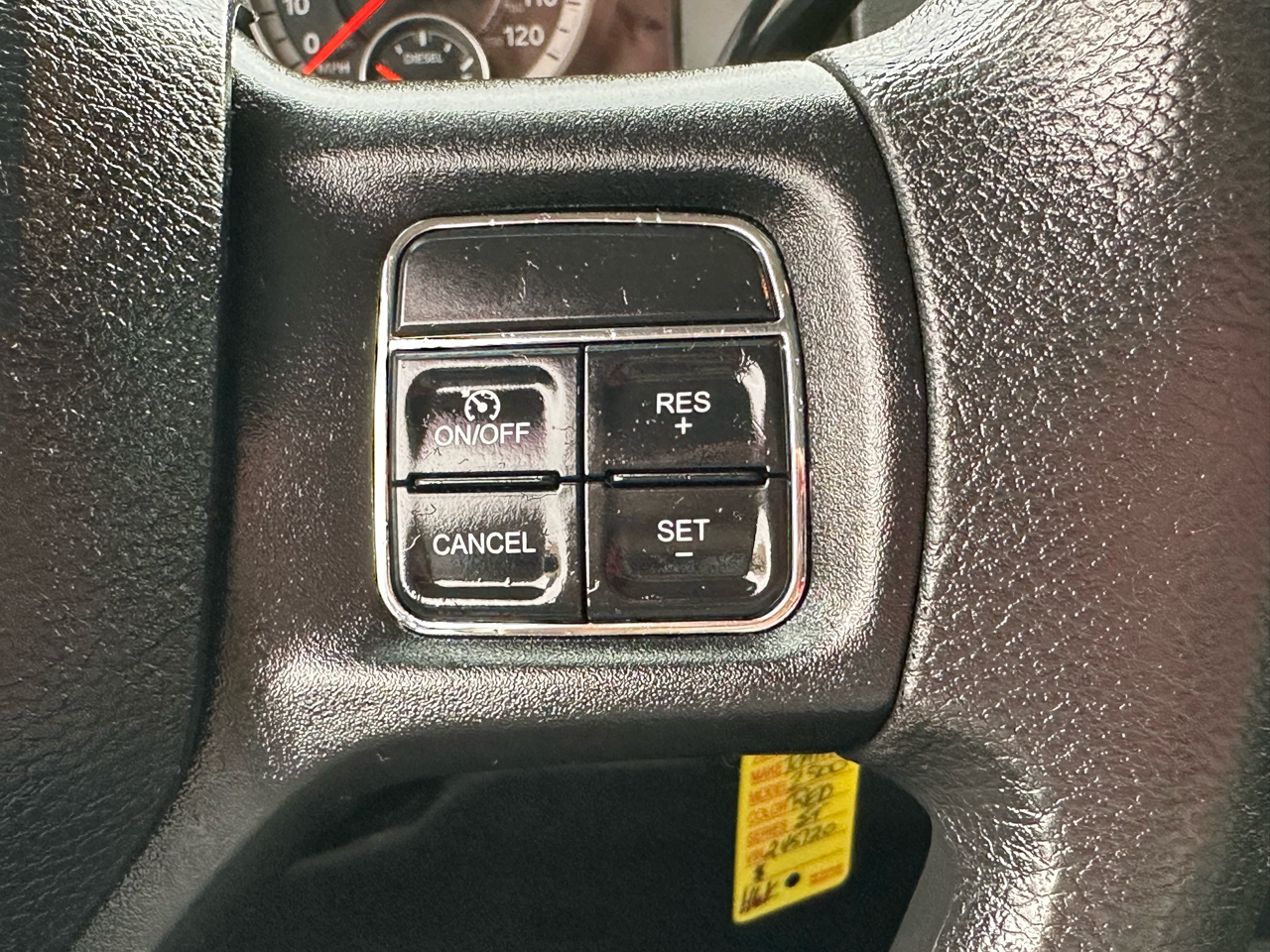 RAM 2500 Tradesman 4x4 Crew Cab 8' Box 2018