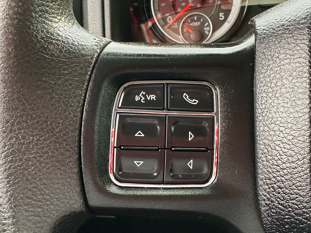 RAM 2500 Tradesman 4x4 Crew Cab 8' Box 2018