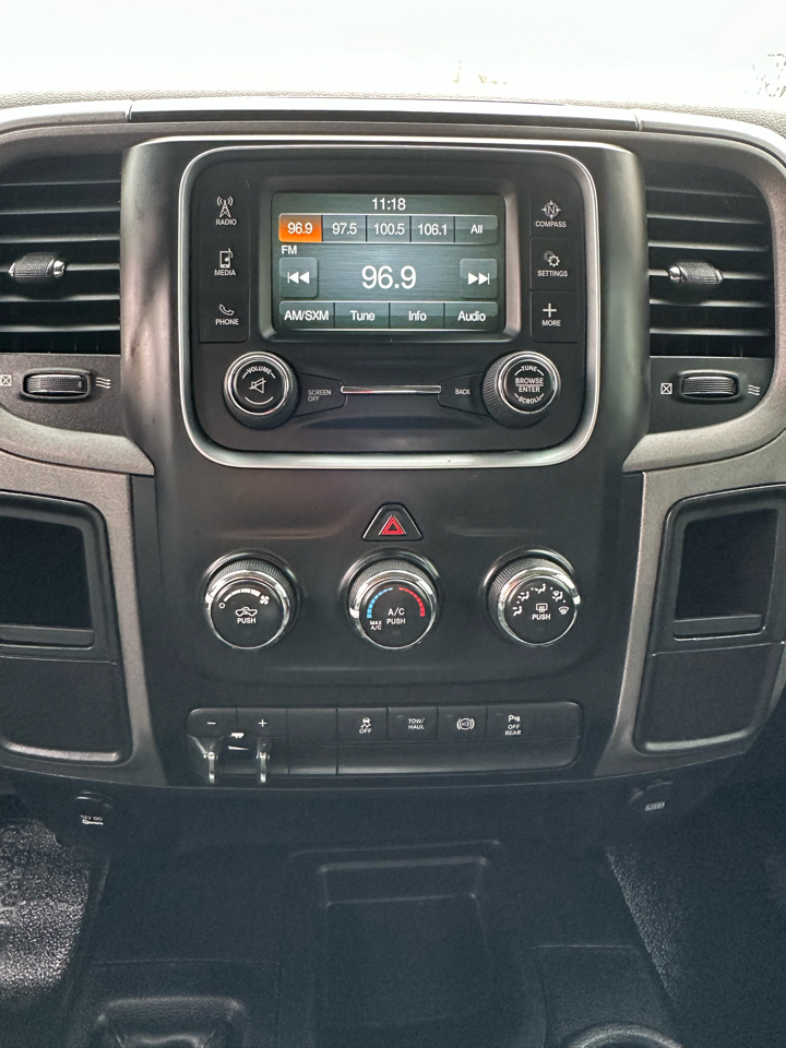 RAM 2500 Tradesman 4x4 Crew Cab 8' Box 2018