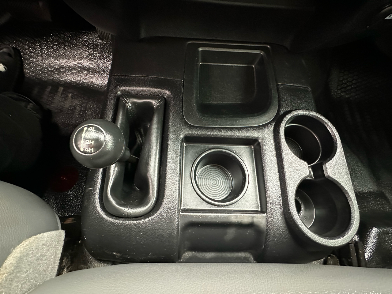 RAM 2500 Tradesman 4x4 Crew Cab 8' Box 2018