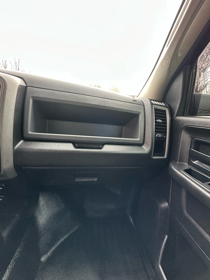 RAM 2500 Tradesman 4x4 Crew Cab 8' Box 2018