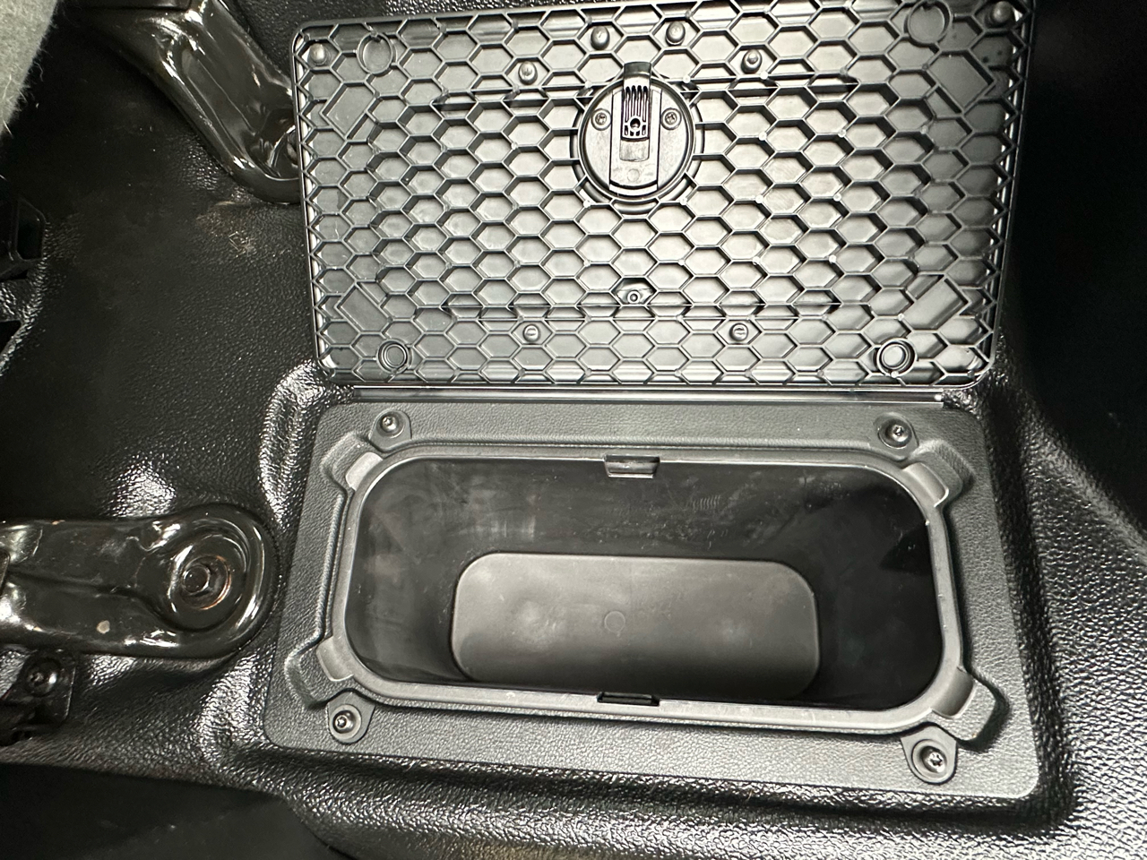 RAM 2500 Tradesman 4x4 Crew Cab 8' Box 2018