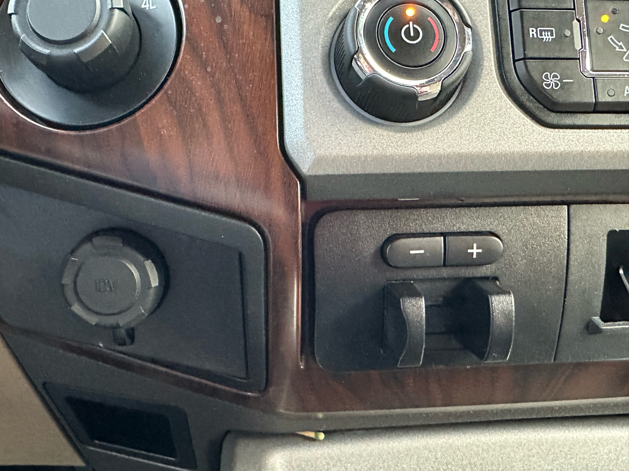 Ford Super Duty F-350 SRW 4WD Crew Cab 156" King Ranch 2014