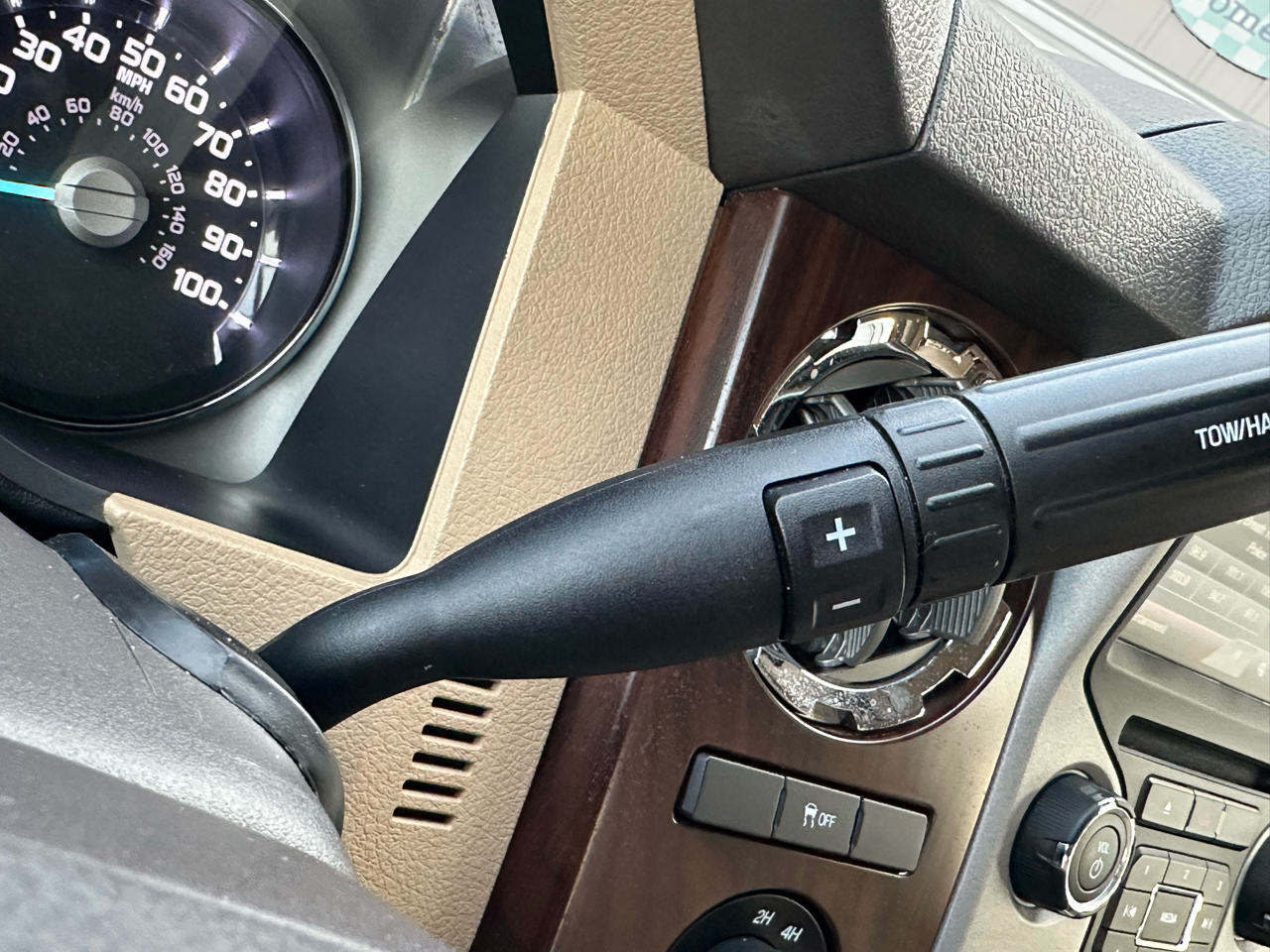 Ford Super Duty F-350 SRW 4WD Crew Cab 156" King Ranch 2014