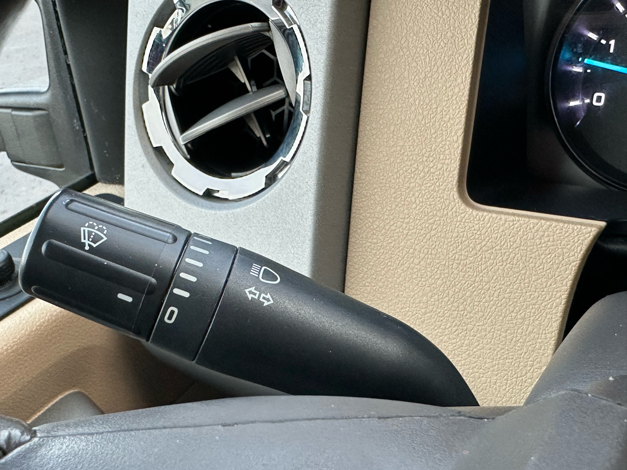 Ford Super Duty F-350 SRW 4WD Crew Cab 156" King Ranch 2014