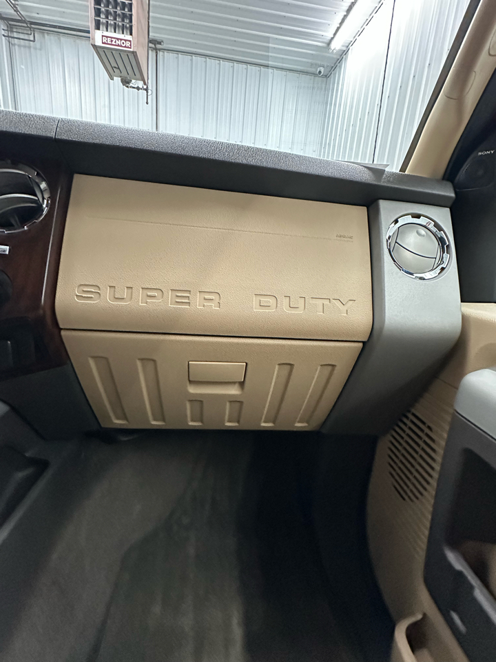 Ford Super Duty F-350 SRW 4WD Crew Cab 156" King Ranch 2014