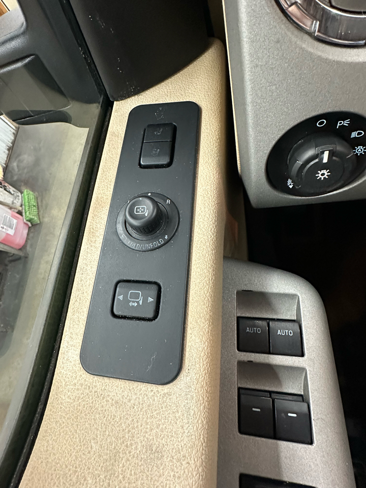 Ford Super Duty F-350 SRW 4WD Crew Cab 156" King Ranch 2014