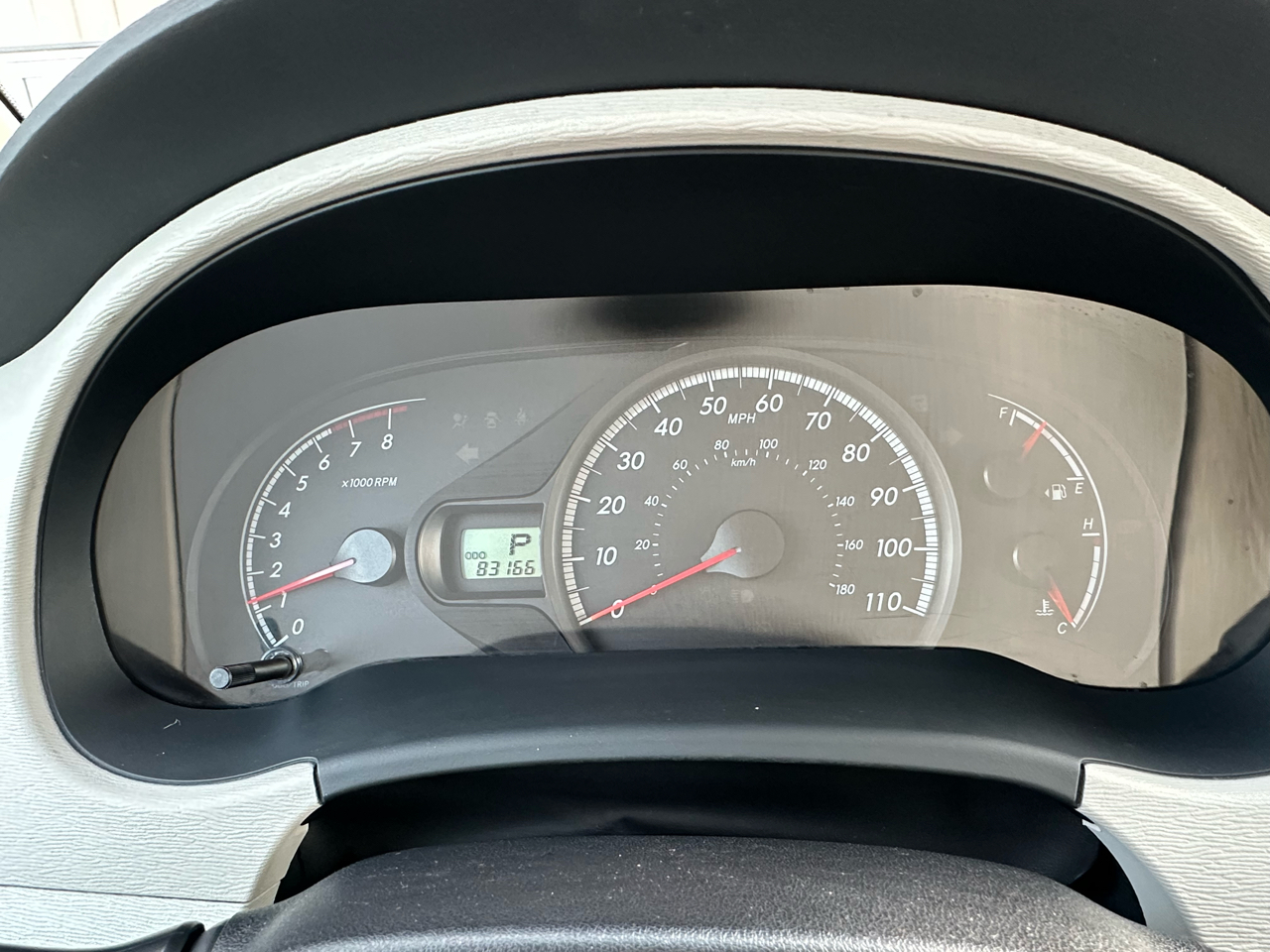 Toyota Sienna 5dr 8-Pass Van V6 LE FWD (Natl) 2014