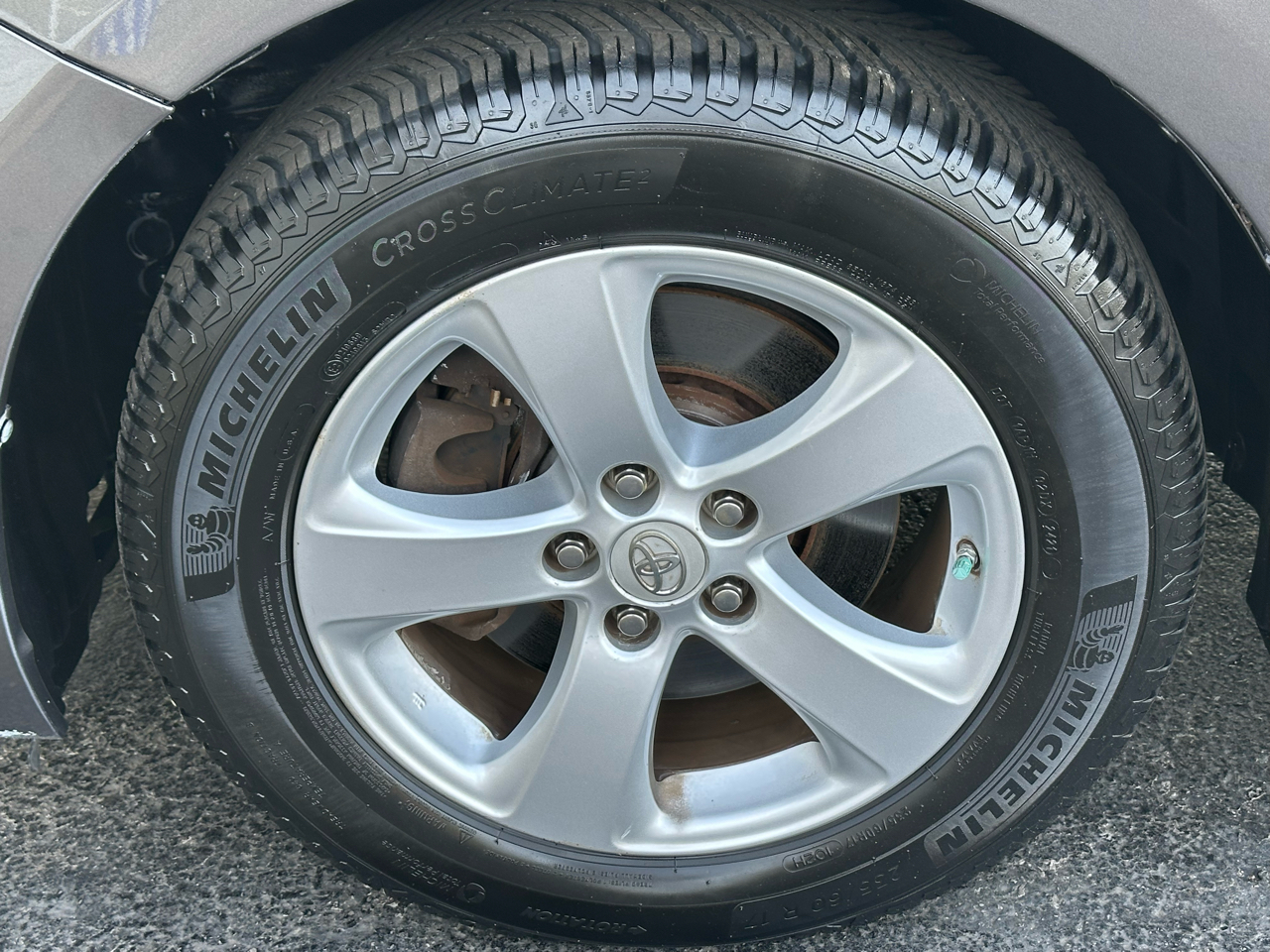 Toyota Sienna 5dr 8-Pass Van V6 LE FWD (Natl) 2014