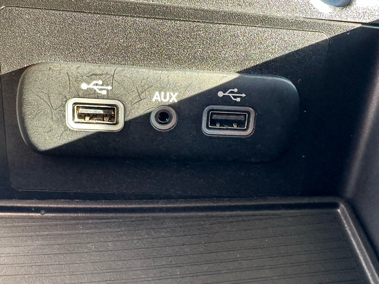 RAM 1500 Classic Tradesman 4x4 Crew Cab 6'4" Box 2020