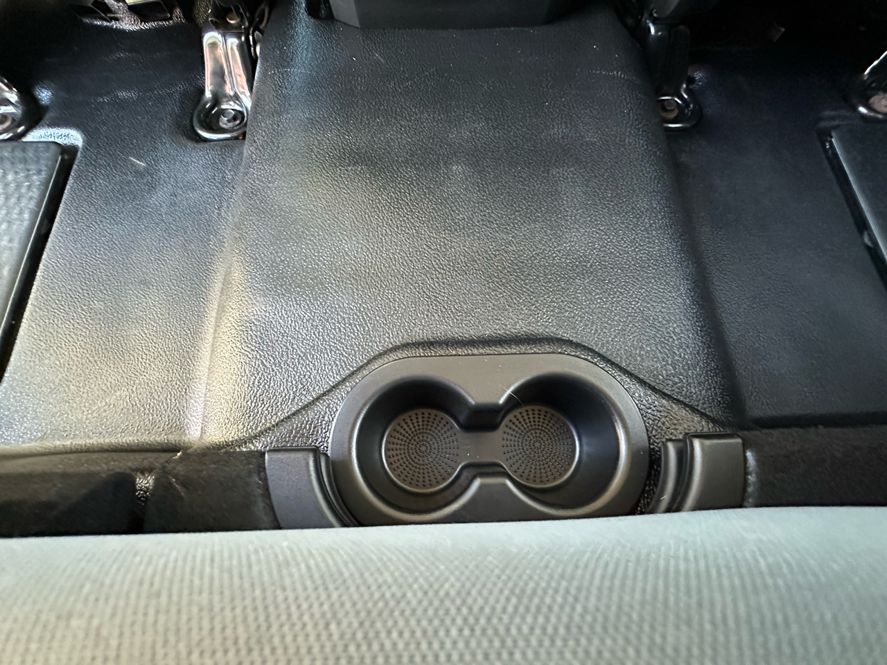 RAM 1500 Classic Tradesman 4x4 Crew Cab 6'4" Box 2020