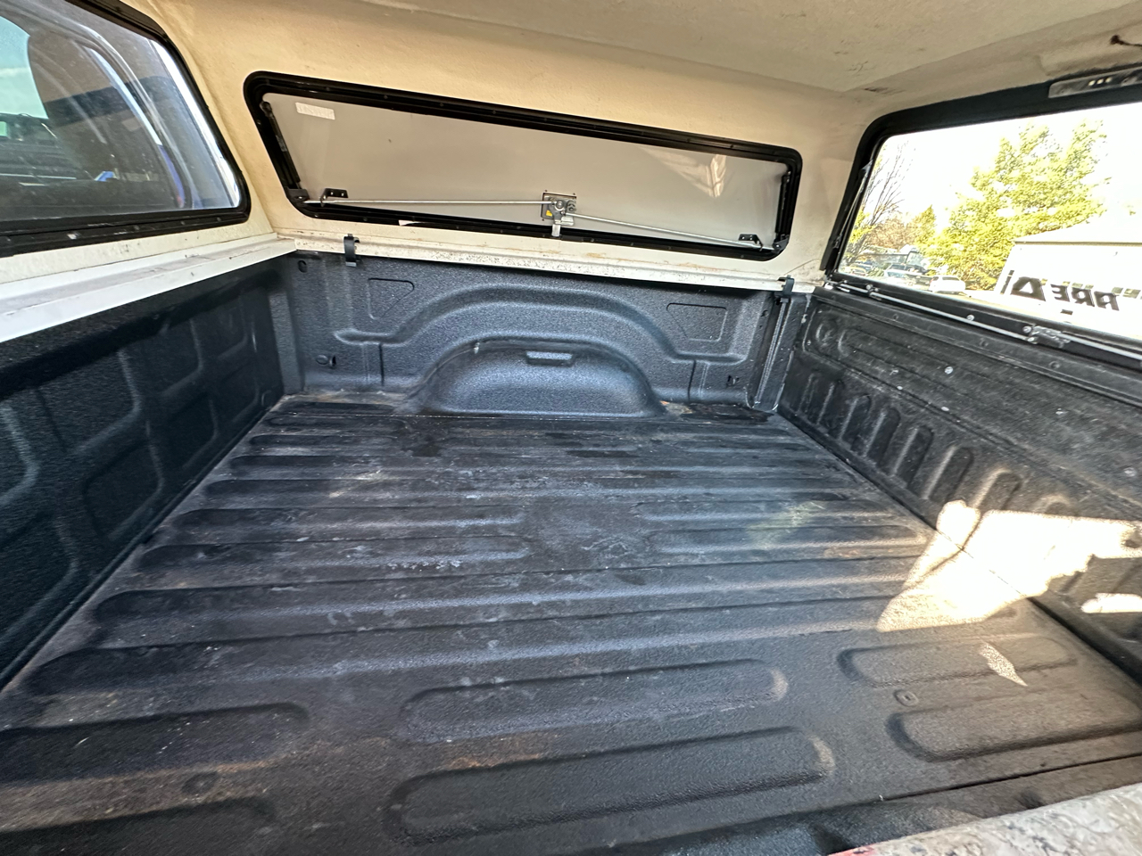 RAM 1500 Classic Tradesman 4x4 Crew Cab 6'4" Box 2020
