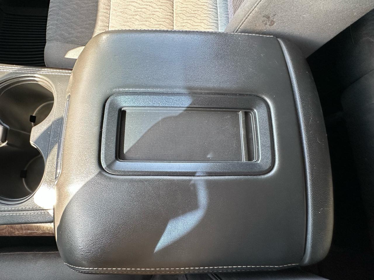 Chevrolet Tahoe 4WD 4dr LS 2017