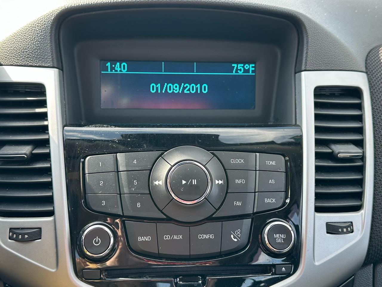 Chevrolet Cruze Limited 4dr Sdn Auto LT w/1LT 2016