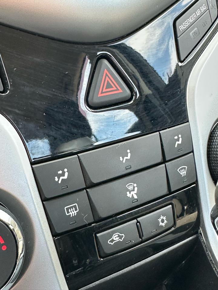 Chevrolet Cruze Limited 4dr Sdn Auto LT w/1LT 2016