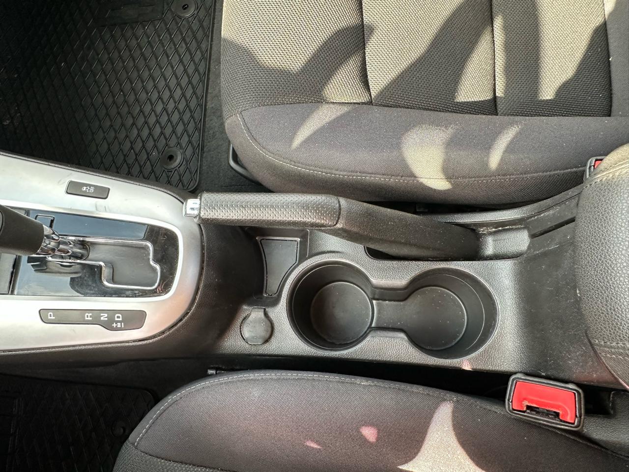 Chevrolet Cruze Limited 4dr Sdn Auto LT w/1LT 2016