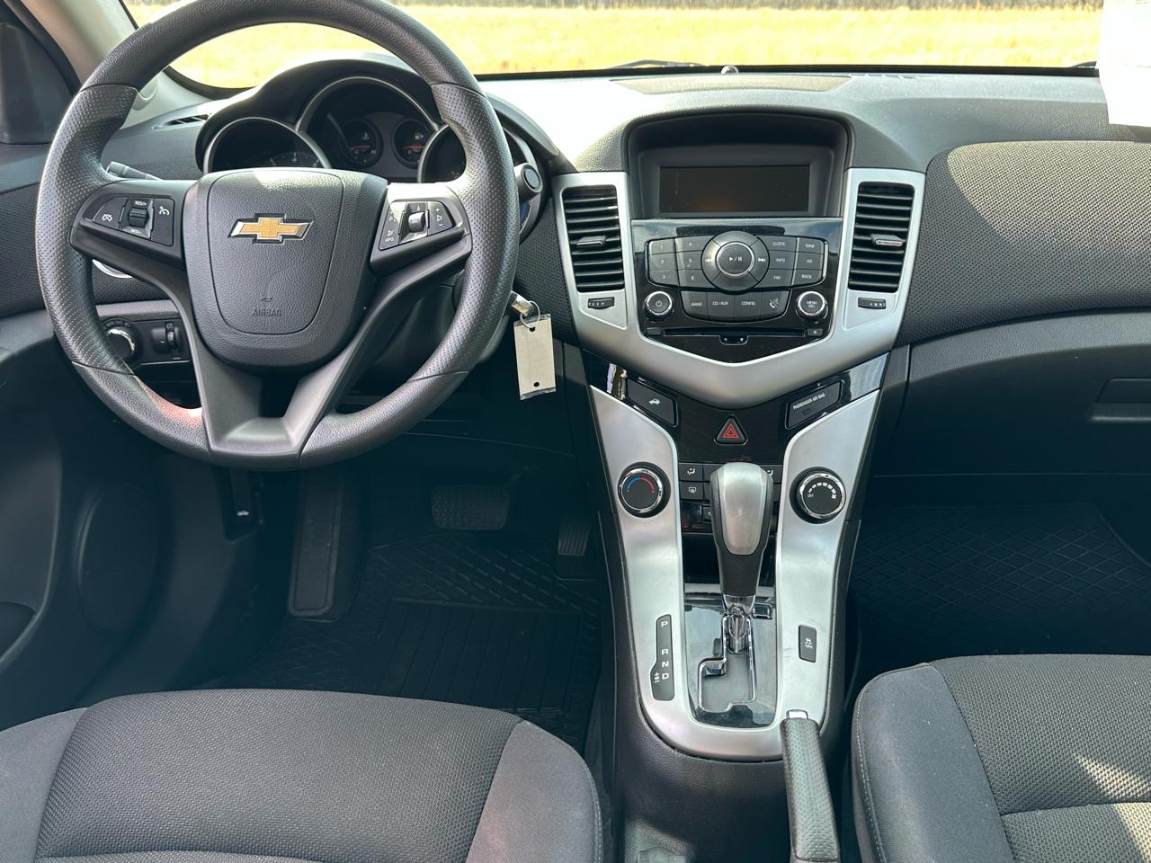 Chevrolet Cruze Limited 4dr Sdn Auto LT w/1LT 2016