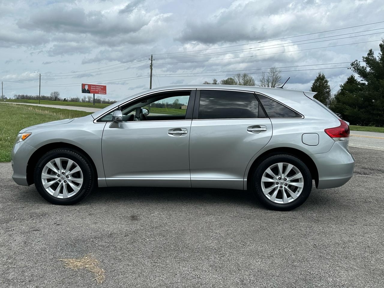 Toyota Venza 4dr Wgn I4 AWD XLE (Natl) 2015