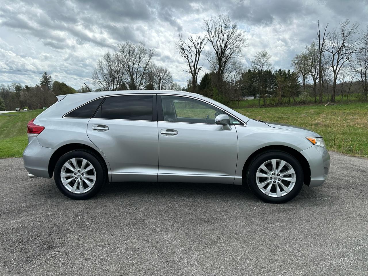 Toyota Venza 4dr Wgn I4 AWD XLE (Natl) 2015
