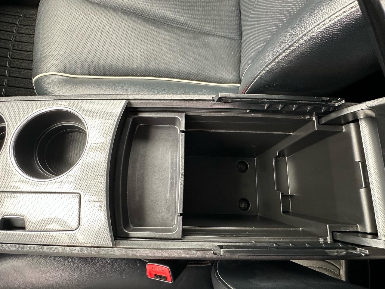 Toyota Venza 4dr Wgn I4 AWD XLE (Natl) 2015