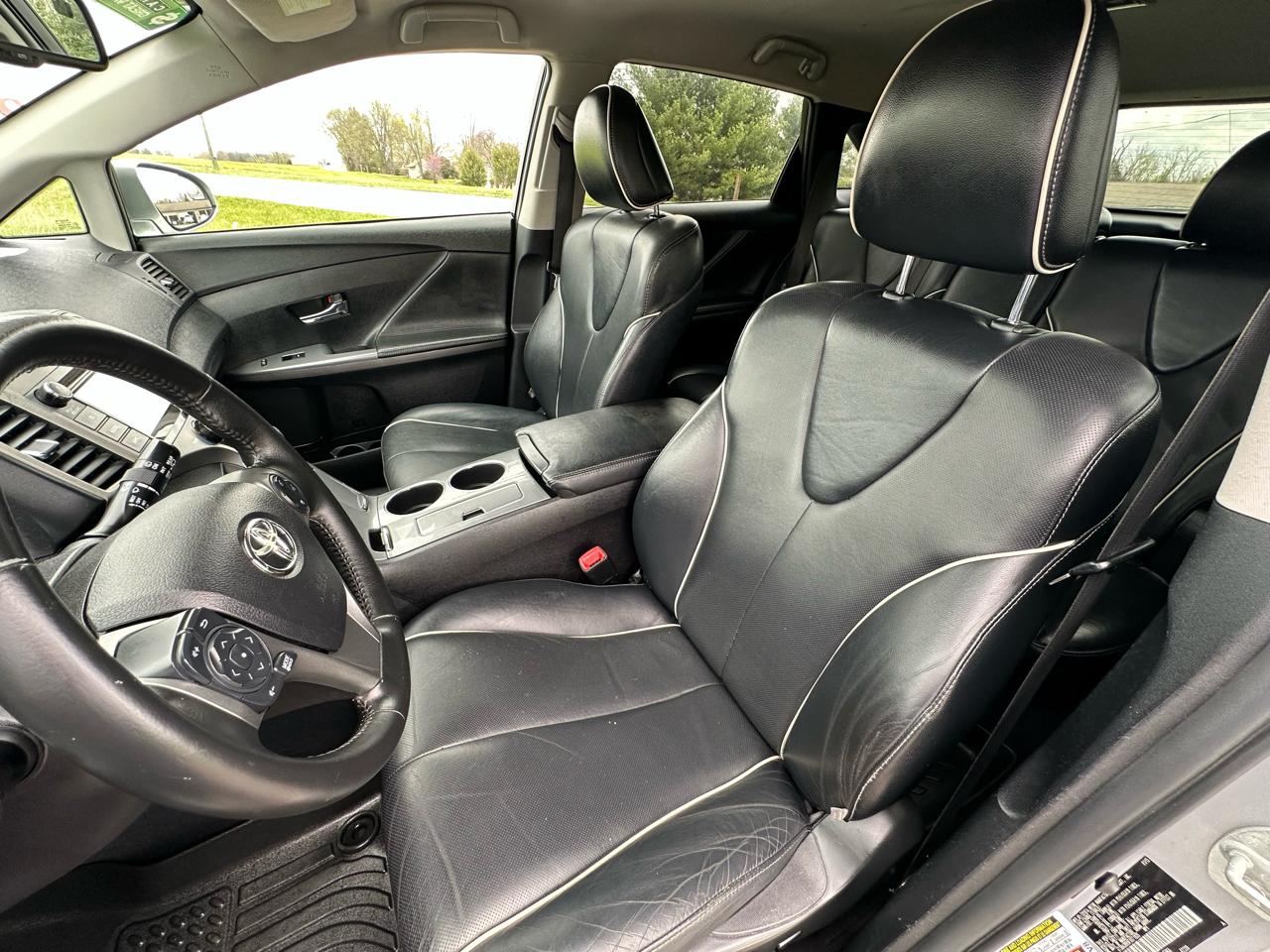 Toyota Venza 4dr Wgn I4 AWD XLE (Natl) 2015