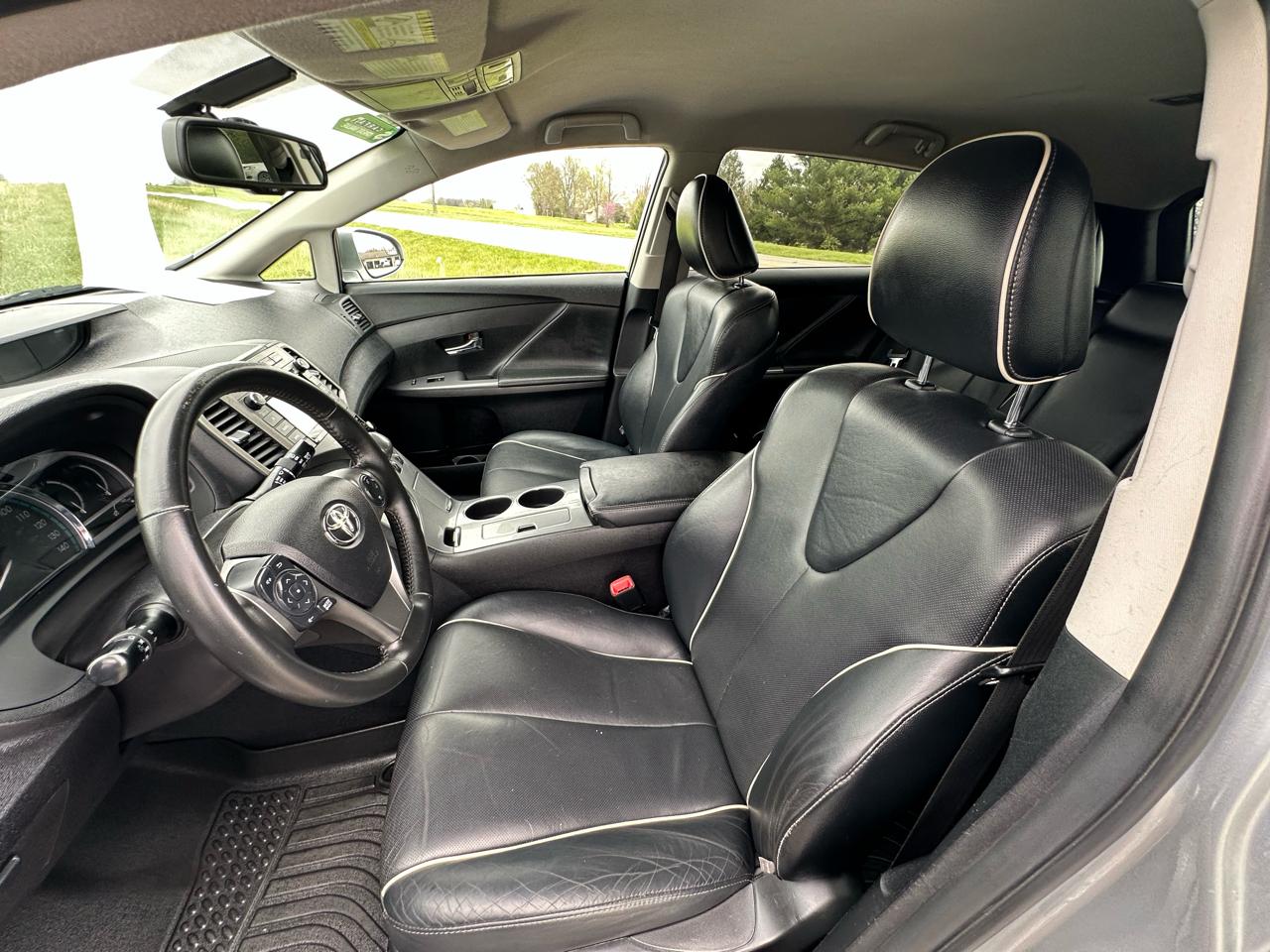 Toyota Venza 4dr Wgn I4 AWD XLE (Natl) 2015