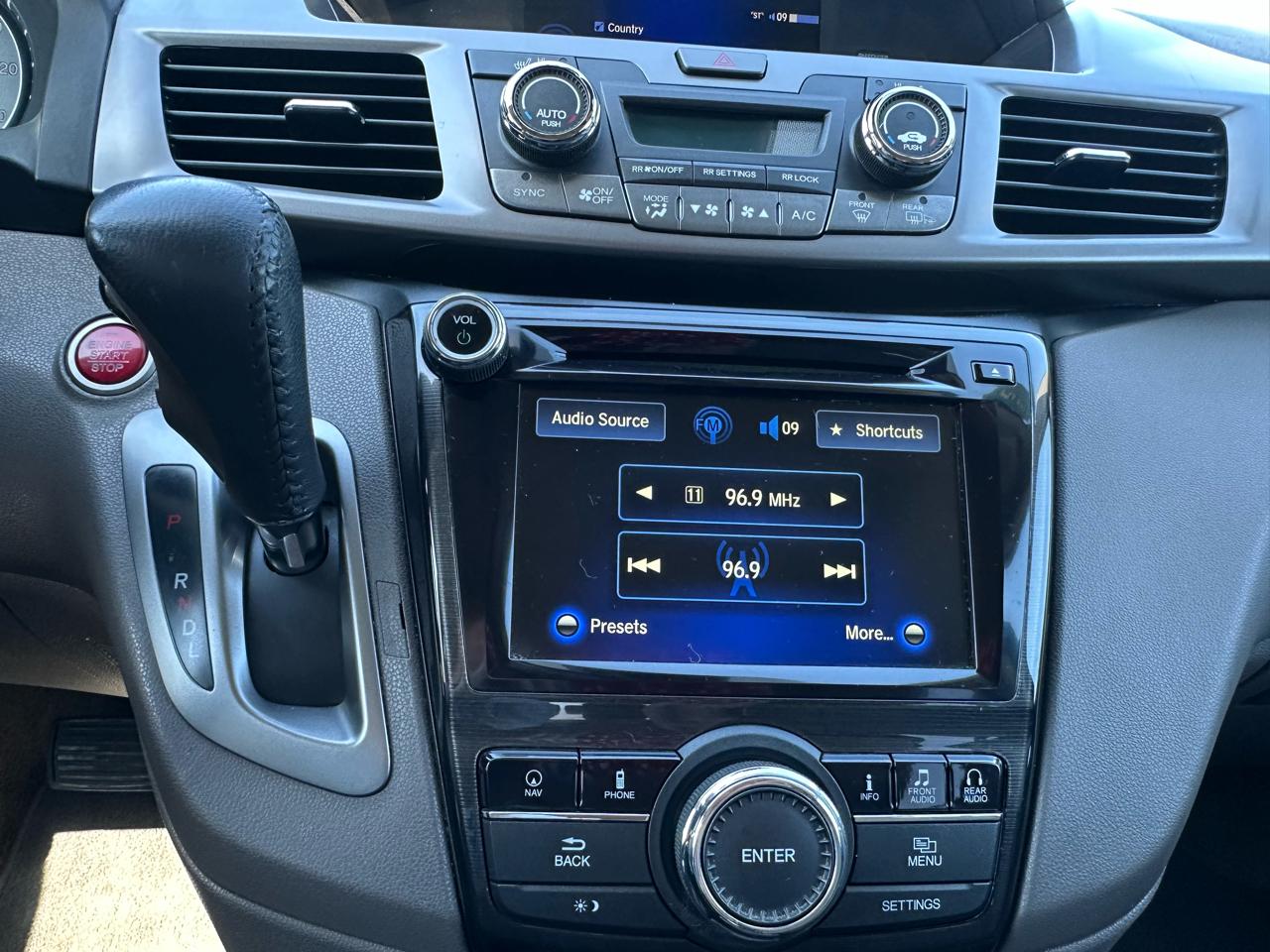 Honda Odyssey Touring Auto 2017