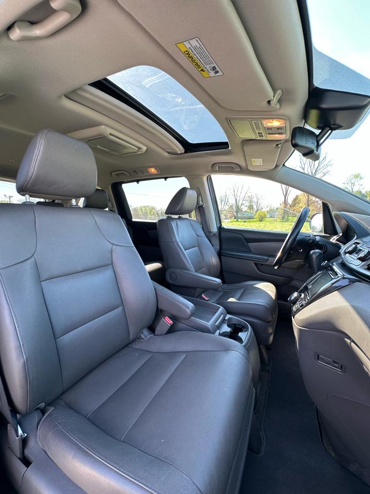 Honda Odyssey Touring Auto 2017