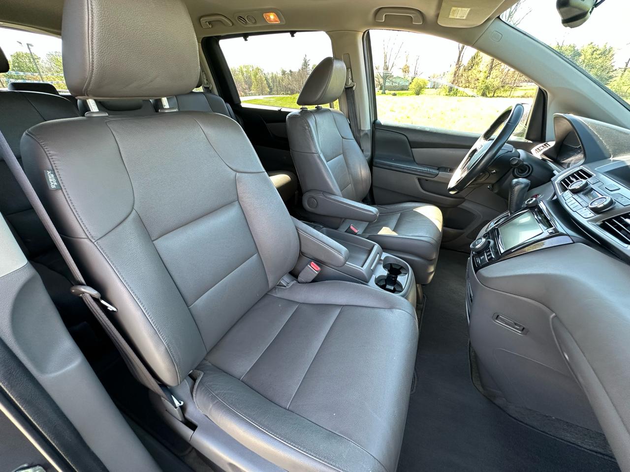 Honda Odyssey Touring Auto 2017