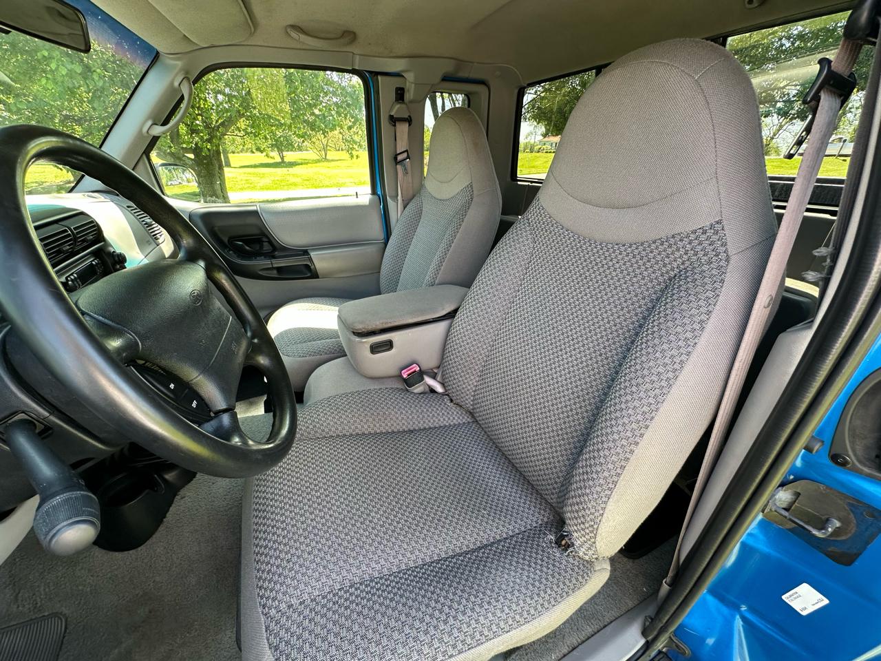 Ford Ranger 2dr Supercab 126" WB XLT 4WD 1998