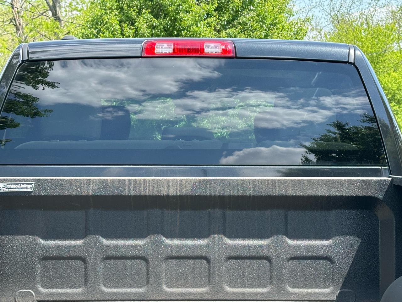 RAM 1500 Express 4x4 Crew Cab 5'7" Box 2018