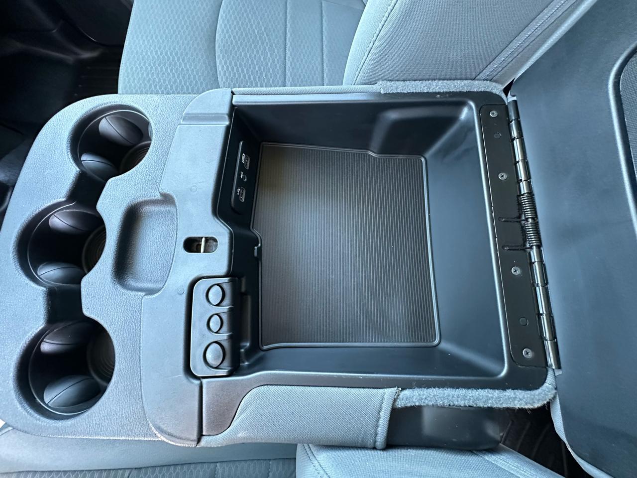 RAM 1500 Express 4x4 Crew Cab 5'7" Box 2018