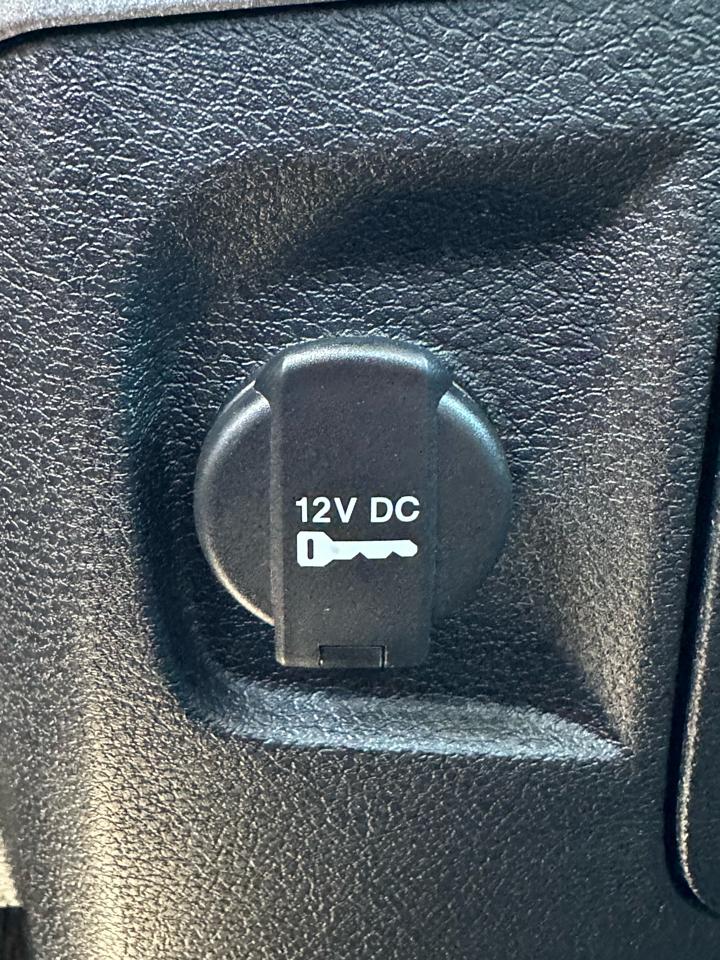 RAM 1500 Express 4x4 Crew Cab 5'7" Box 2018