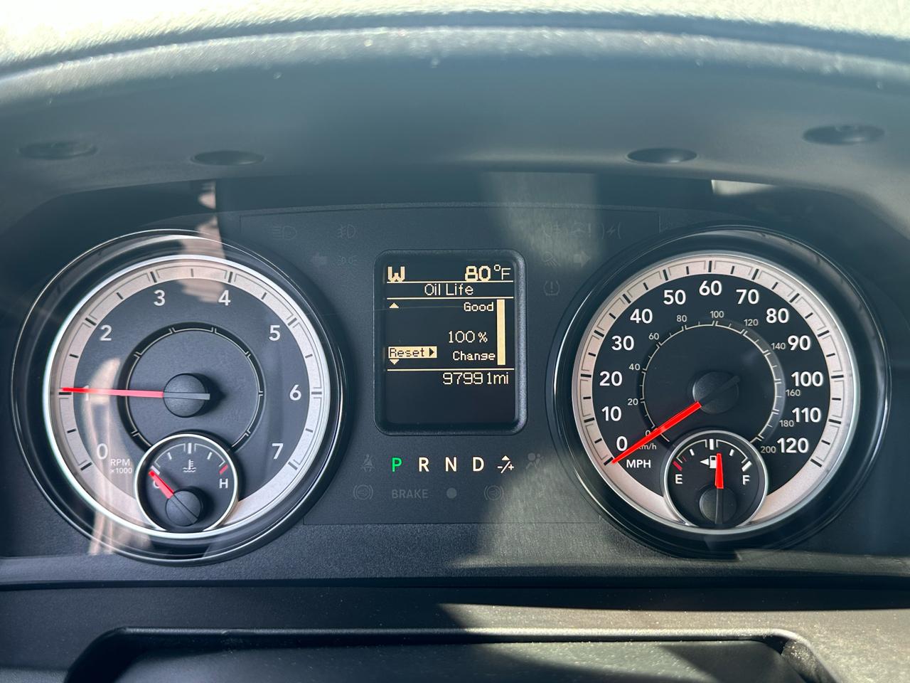 RAM 1500 Express 4x4 Crew Cab 5'7" Box 2018