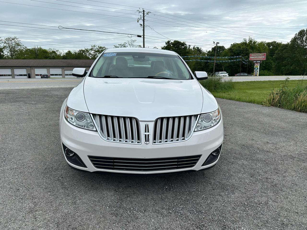 Lincoln MKS 4dr Sdn 3.7L FWD 2010