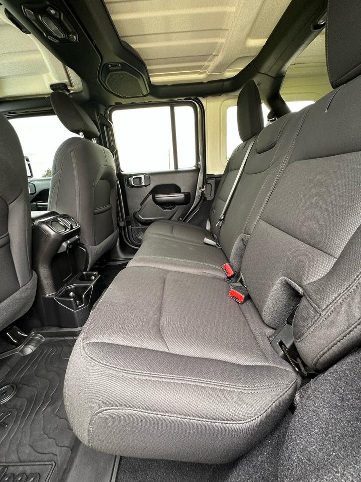 Jeep Wrangler Unlimited Willys 4x4 2020