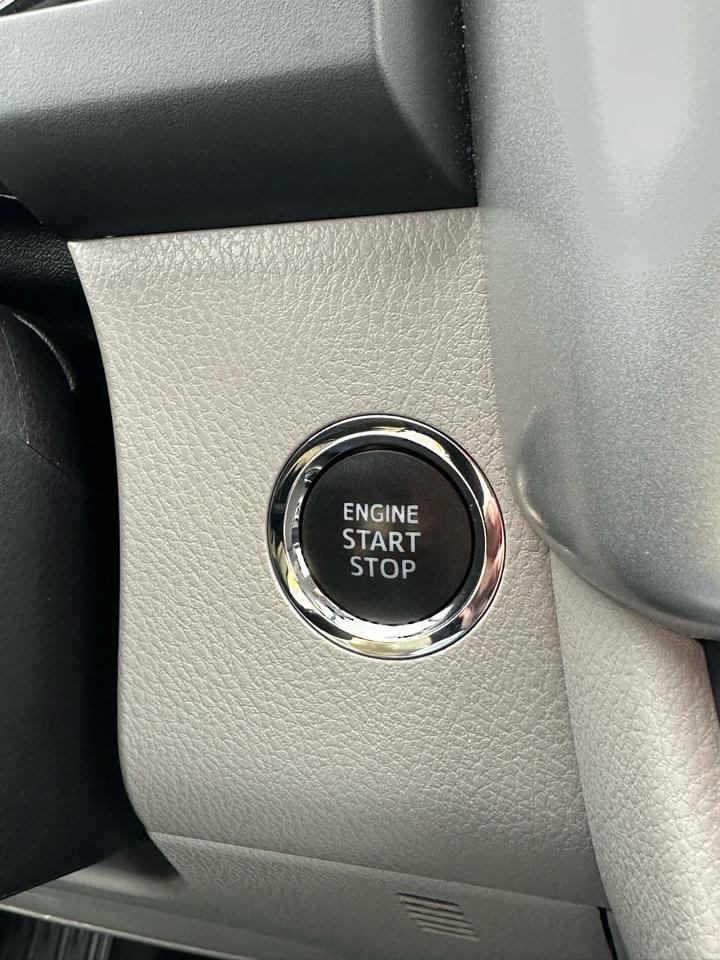 Toyota Highlander AWD 4dr V6 XLE (Natl) 2014
