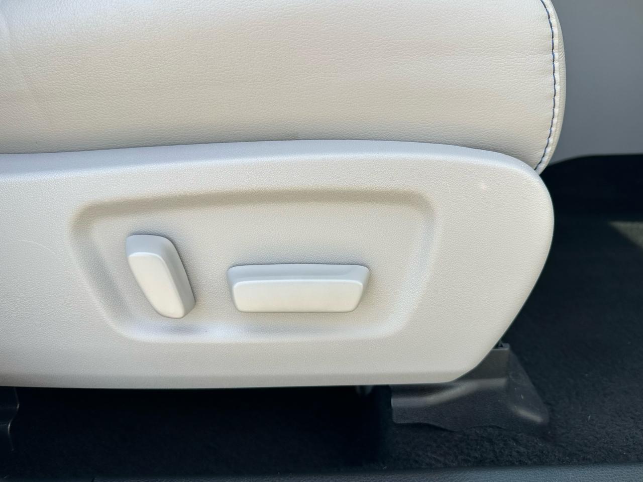 Toyota Highlander XLE V6 AWD (Natl) 2018