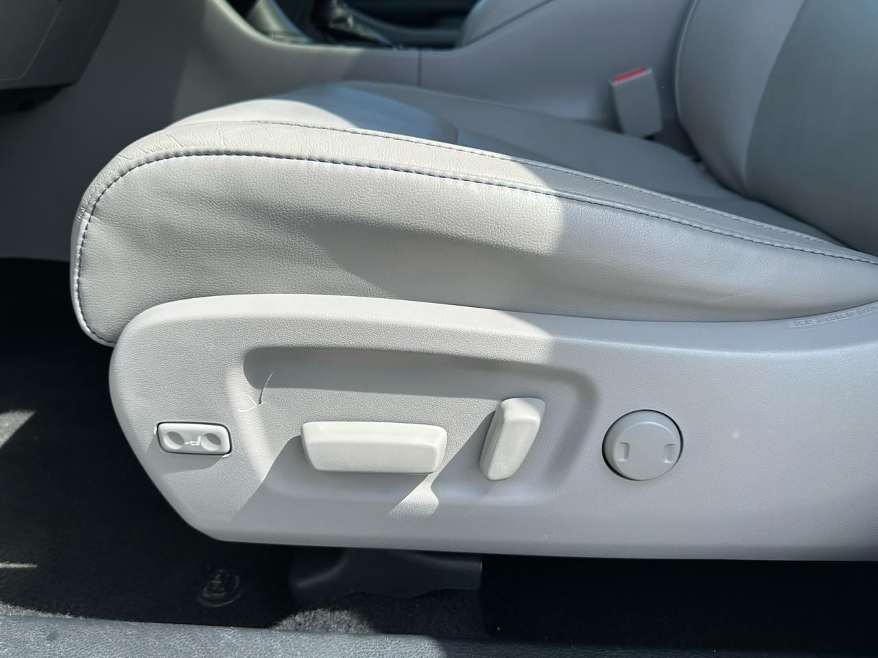 Toyota Highlander XLE V6 AWD (Natl) 2018