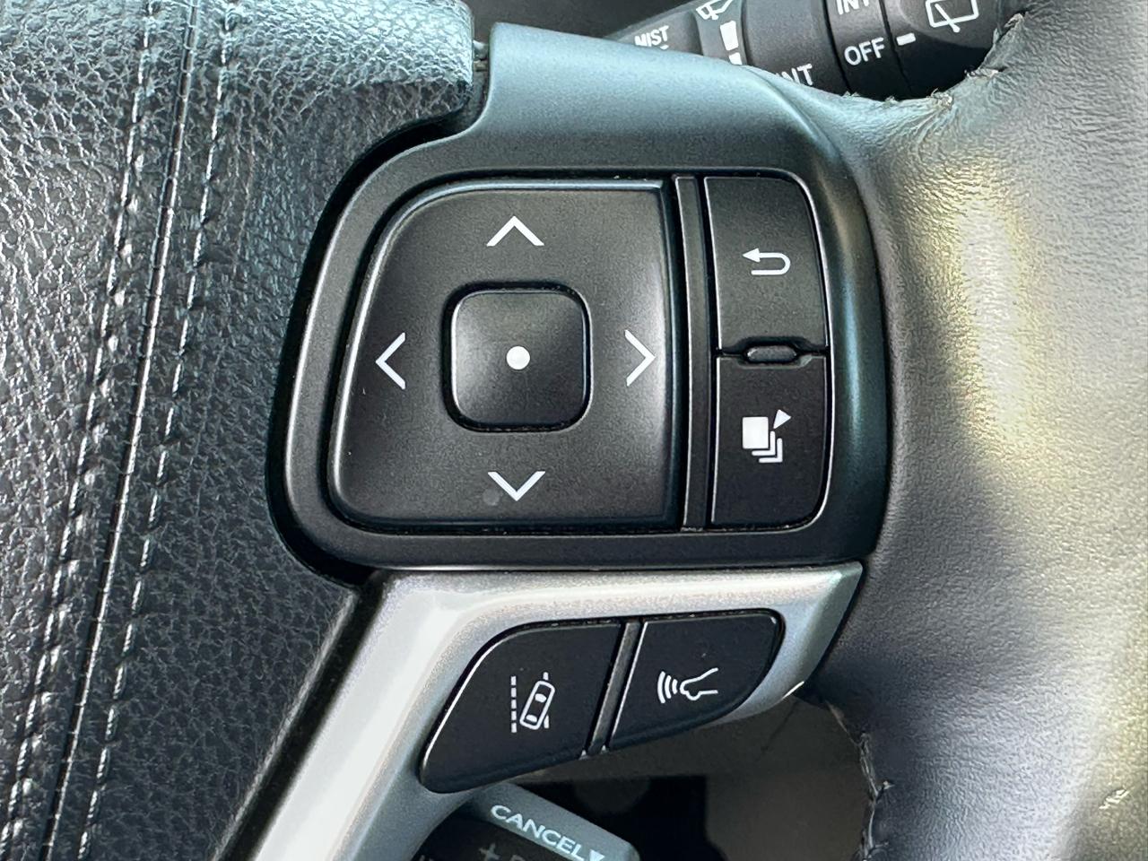 Toyota Highlander XLE V6 AWD (Natl) 2018