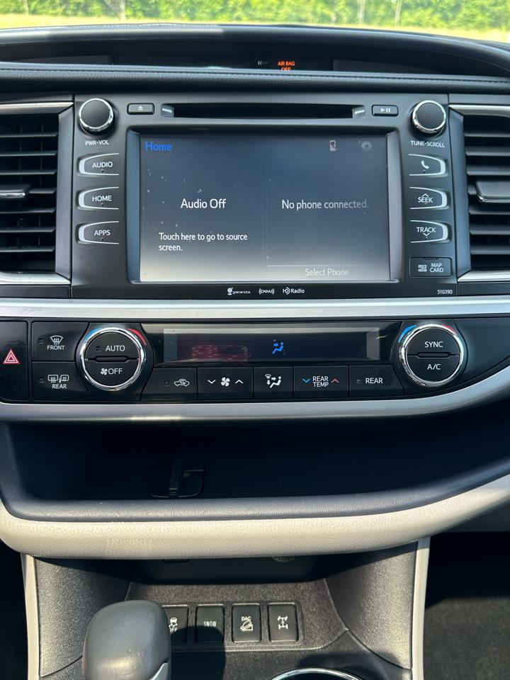 Toyota Highlander XLE V6 AWD (Natl) 2018