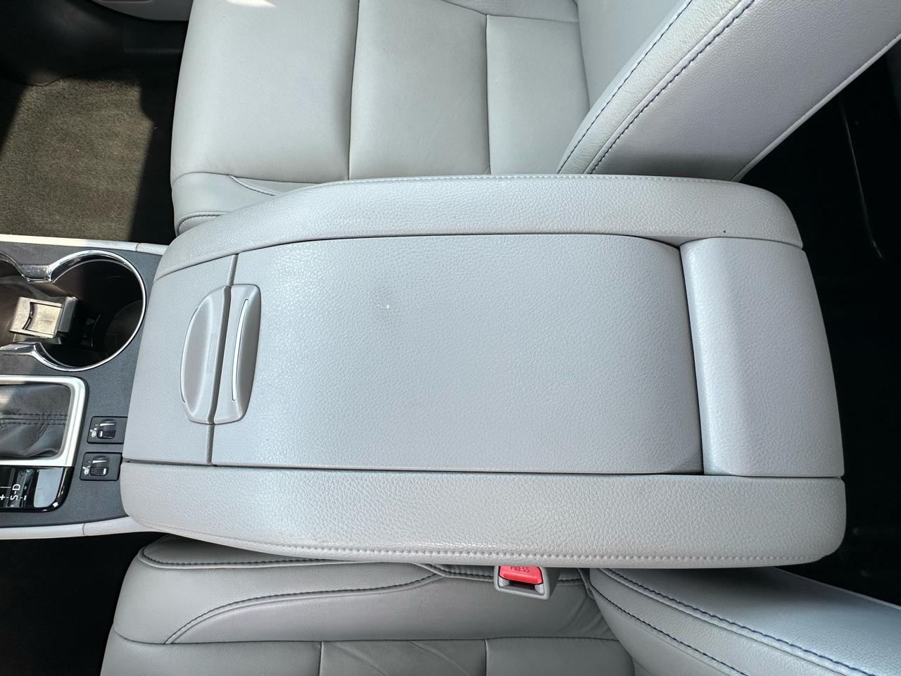 Toyota Highlander XLE V6 AWD (Natl) 2018