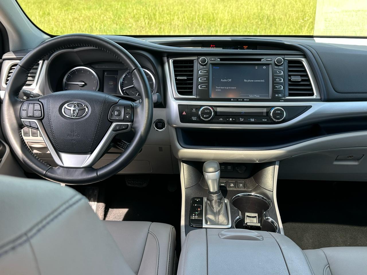 Toyota Highlander XLE V6 AWD (Natl) 2018
