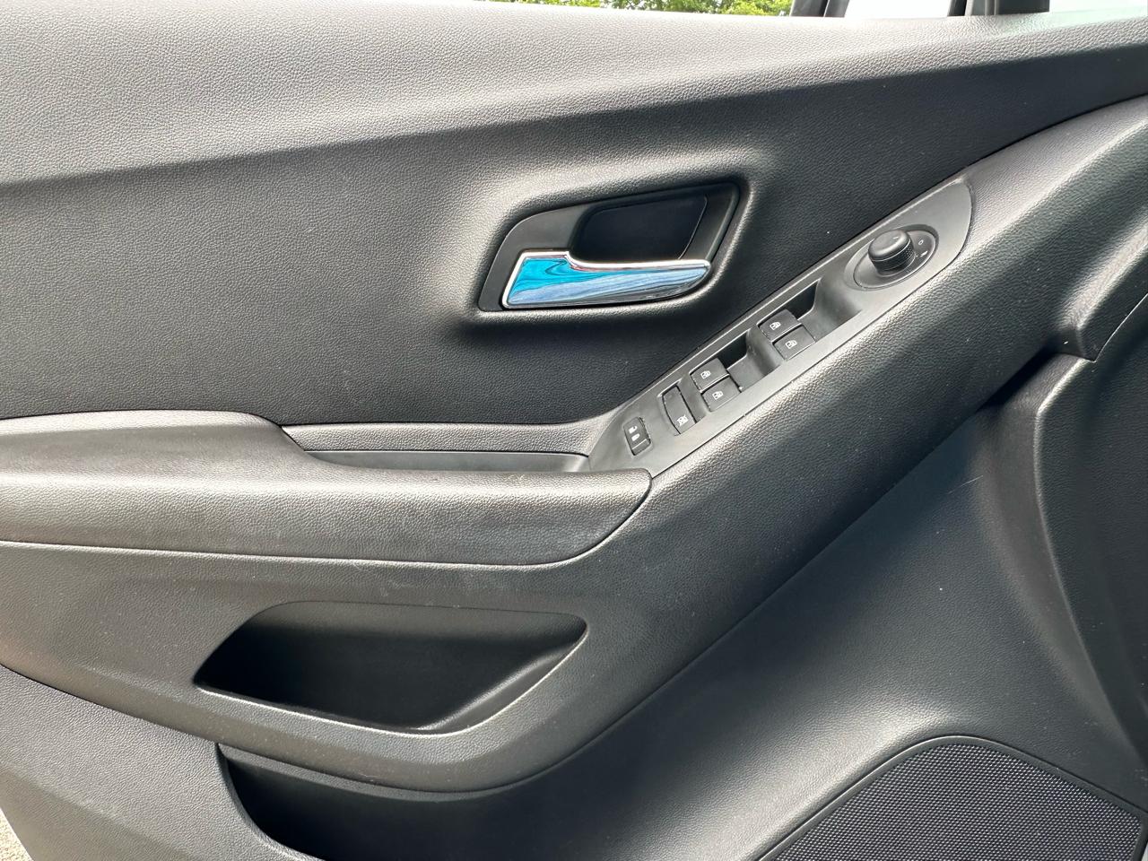 Chevrolet Trax FWD 4dr LT 2020