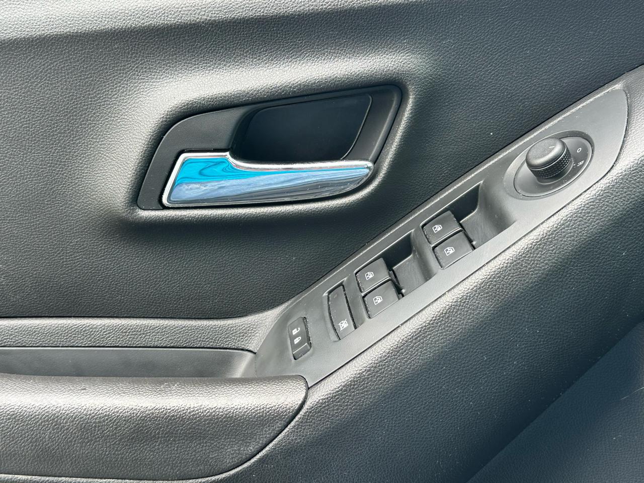 Chevrolet Trax FWD 4dr LT 2020