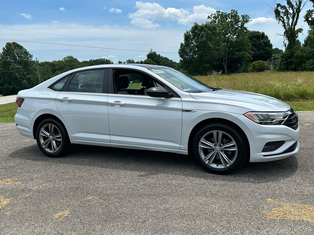 Volkswagen Jetta R-Line Auto w/SULEV 2019