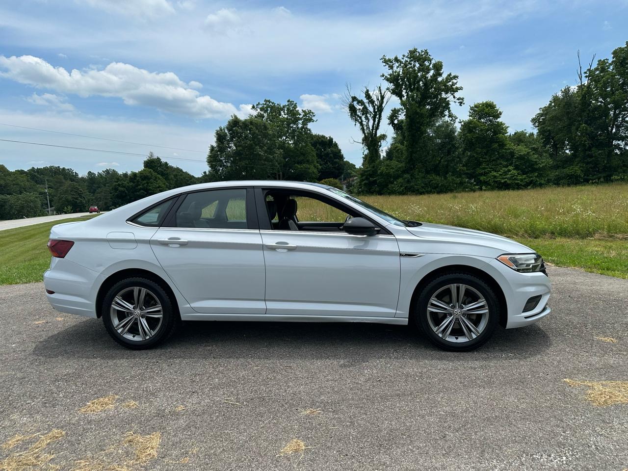 Volkswagen Jetta R-Line Auto w/SULEV 2019