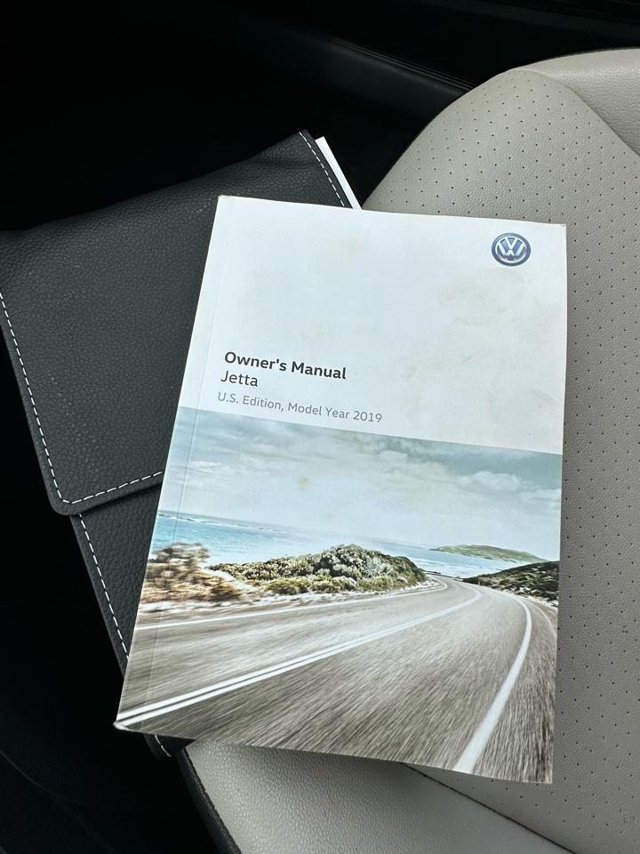 Volkswagen Jetta R-Line Auto w/SULEV 2019