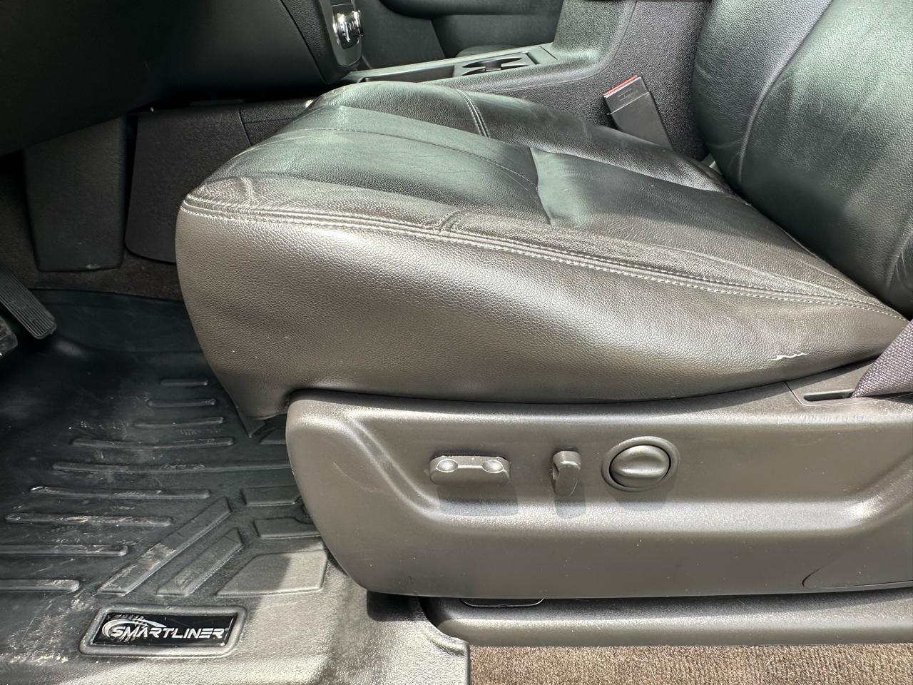 Chevrolet Tahoe 4WD 4dr 1500 LT 2012