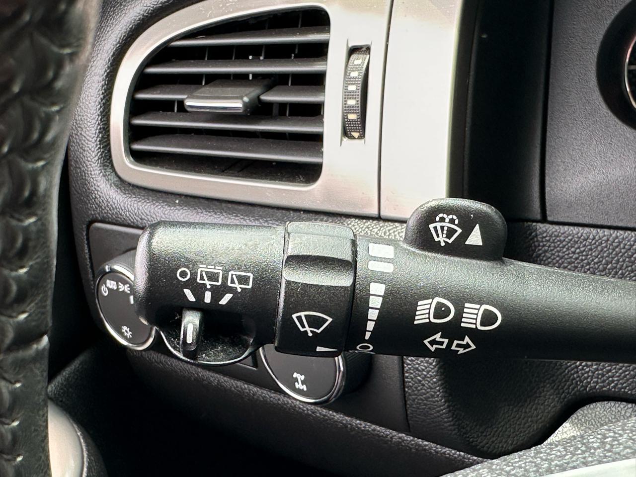 Chevrolet Tahoe 4WD 4dr 1500 LT 2012